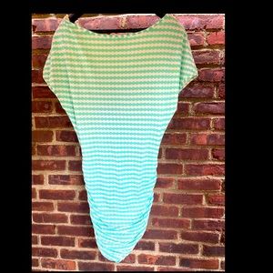 EUC Women’s M Victoria Secret Gorgeous short sleeve tapered bottom summer dress